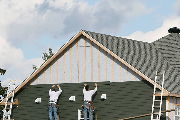 Professional Emergency Siding Repair technician working in Sandyville, OH